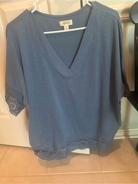 Style & Co. Slate Blue V-Neck Eyelet Hem top size xl